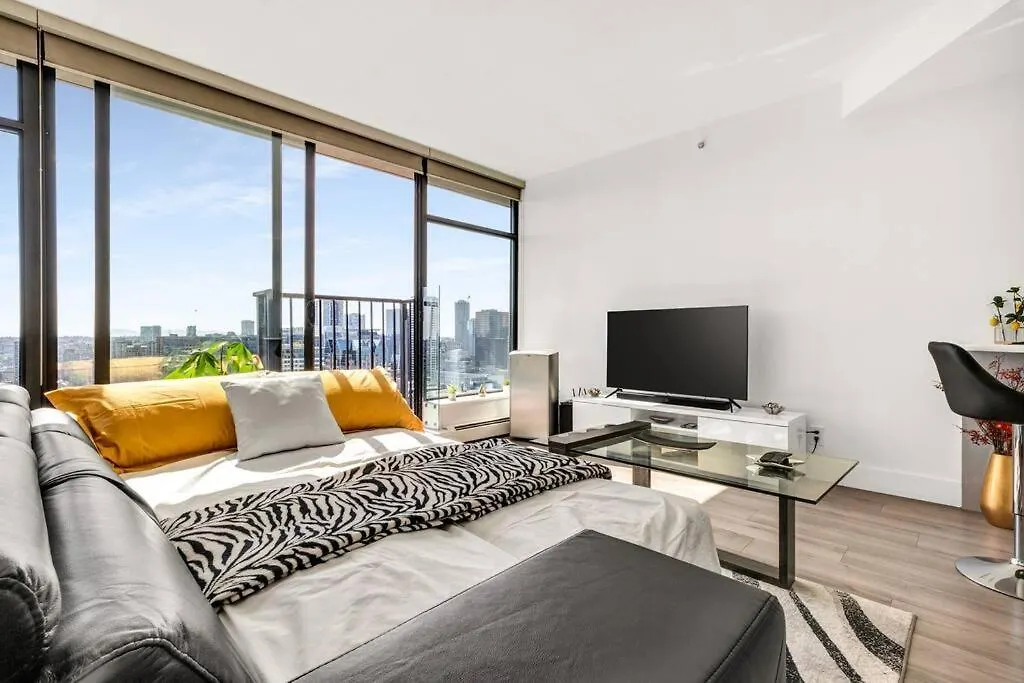 Central Luxury Apartment With Best City Views! Vancouver