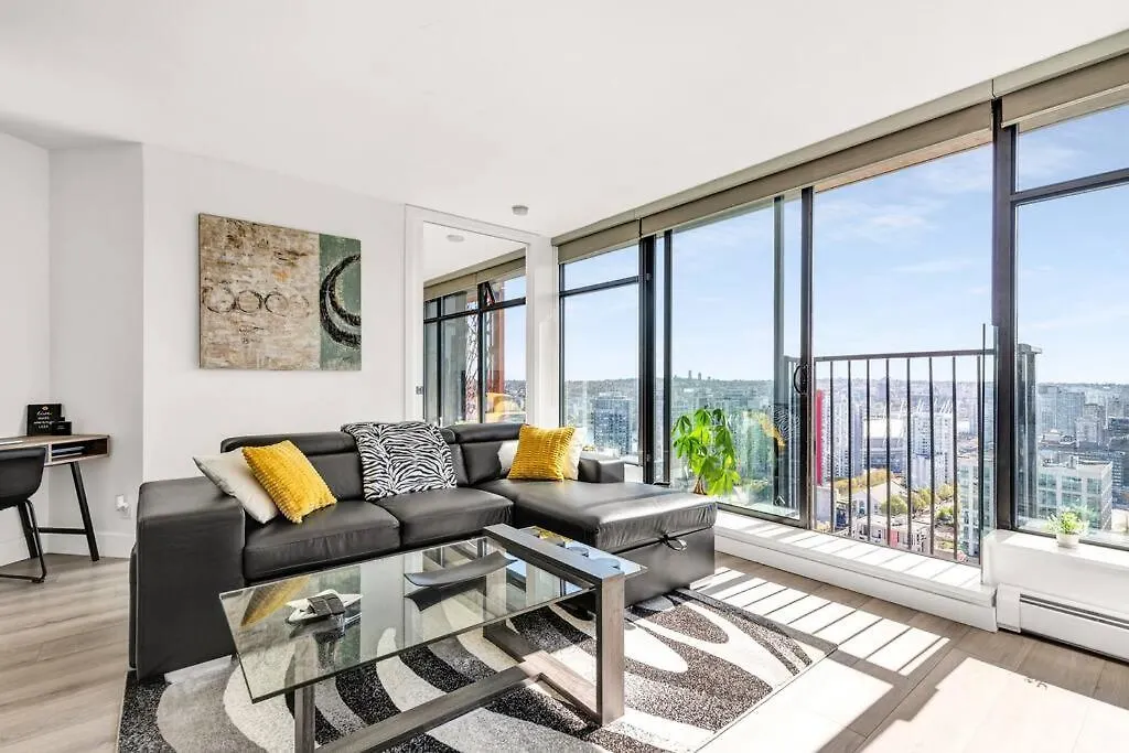 Central Luxury Apartment With Best City Views! Vancouver